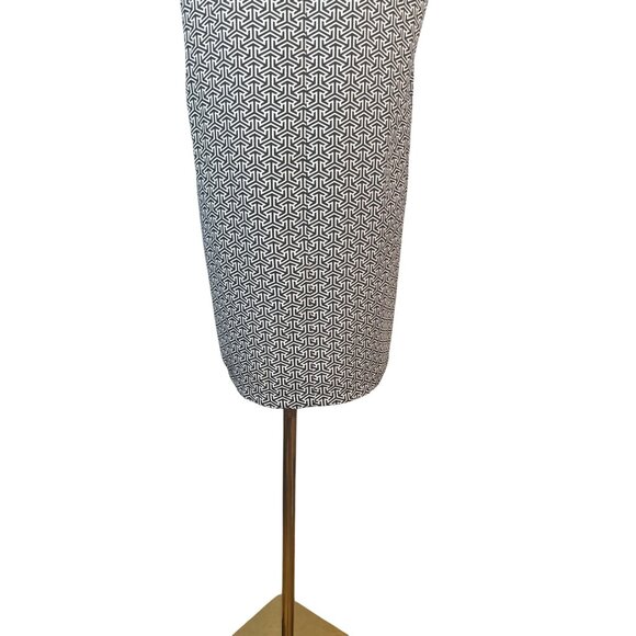 2/$30 Adrienne Vittadini Size 10 Black/White Geometric Sleeveless Sheath Dress - Picture 12 of 16